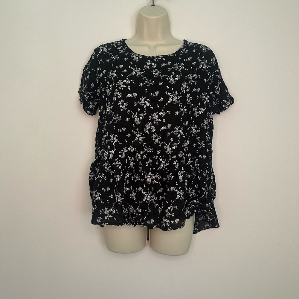 Boxy Blouse with Relaxed Fit